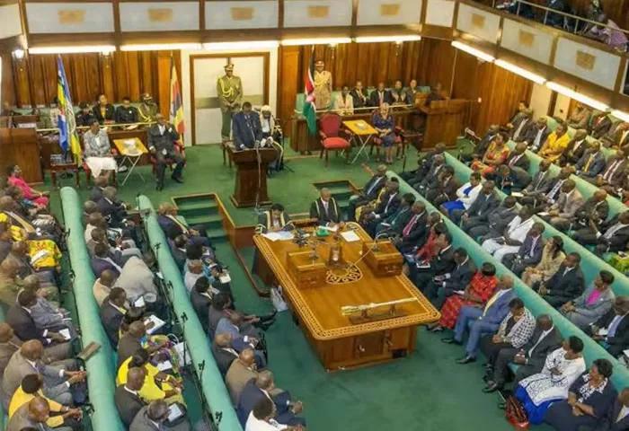 乌干达国会议员敦促电信公司提供更“友好”的服务