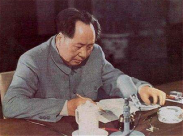 北京大学生叛乱的原因（北平城内）