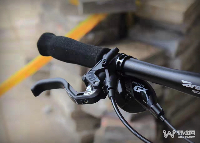 无论是山地还是公路车,甚至是城市休闲代步车,刹车都是必不可少的组成