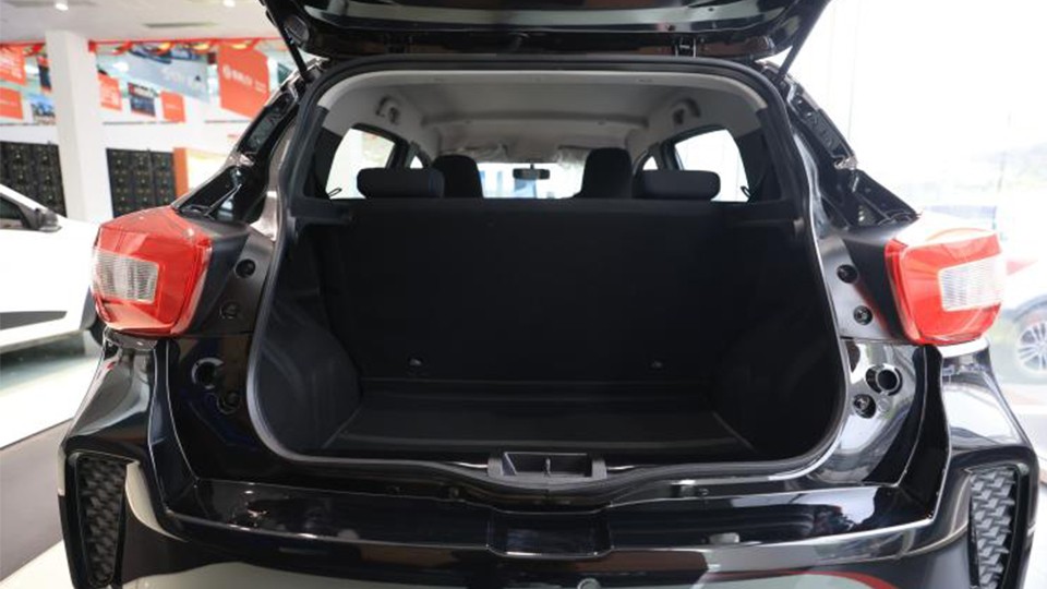 5萬不到買純電SUV？東風EX1出PRO版加量不加價