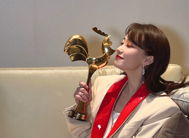 赵丽颖的"牛爱花",吴京的"梅办法",影视剧人名能有多奇葩?