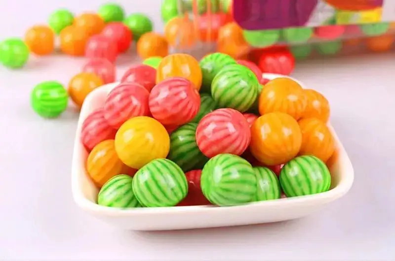 学校小卖部最火的10款零食，吃过第7个很幸福，吃过第9个是有钱人