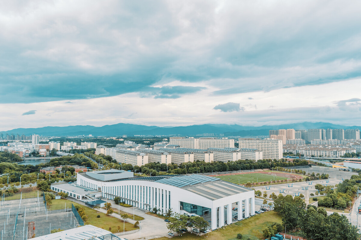 江西“最好”的5所大学，实力强口碑好，未来的工作体面又高薪