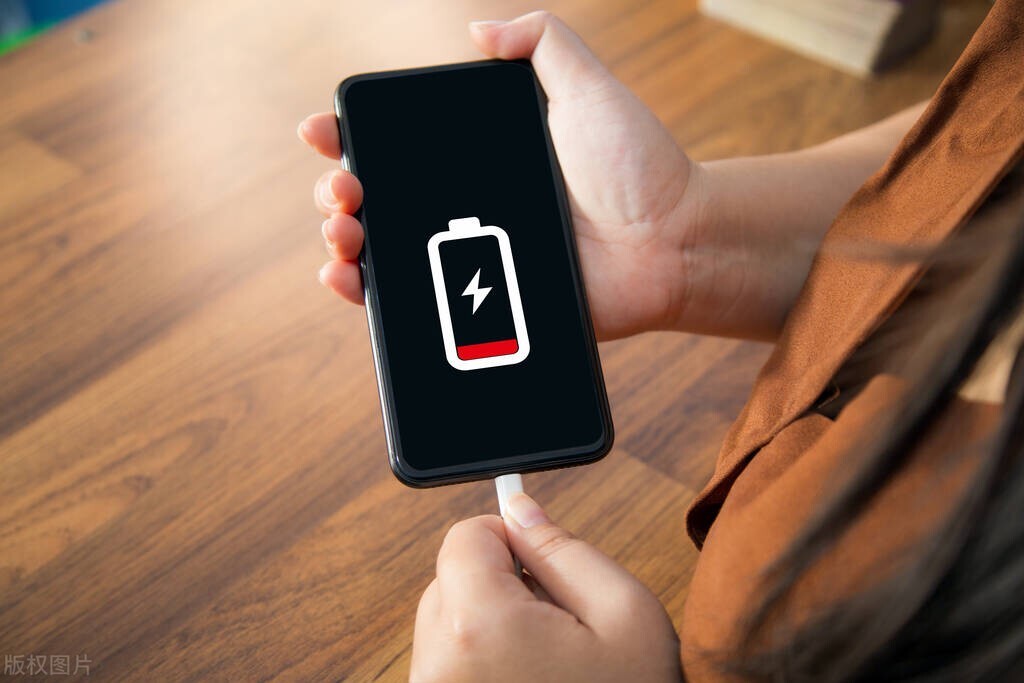 手机电池充不上电 手机换电池后充不上电-千百号