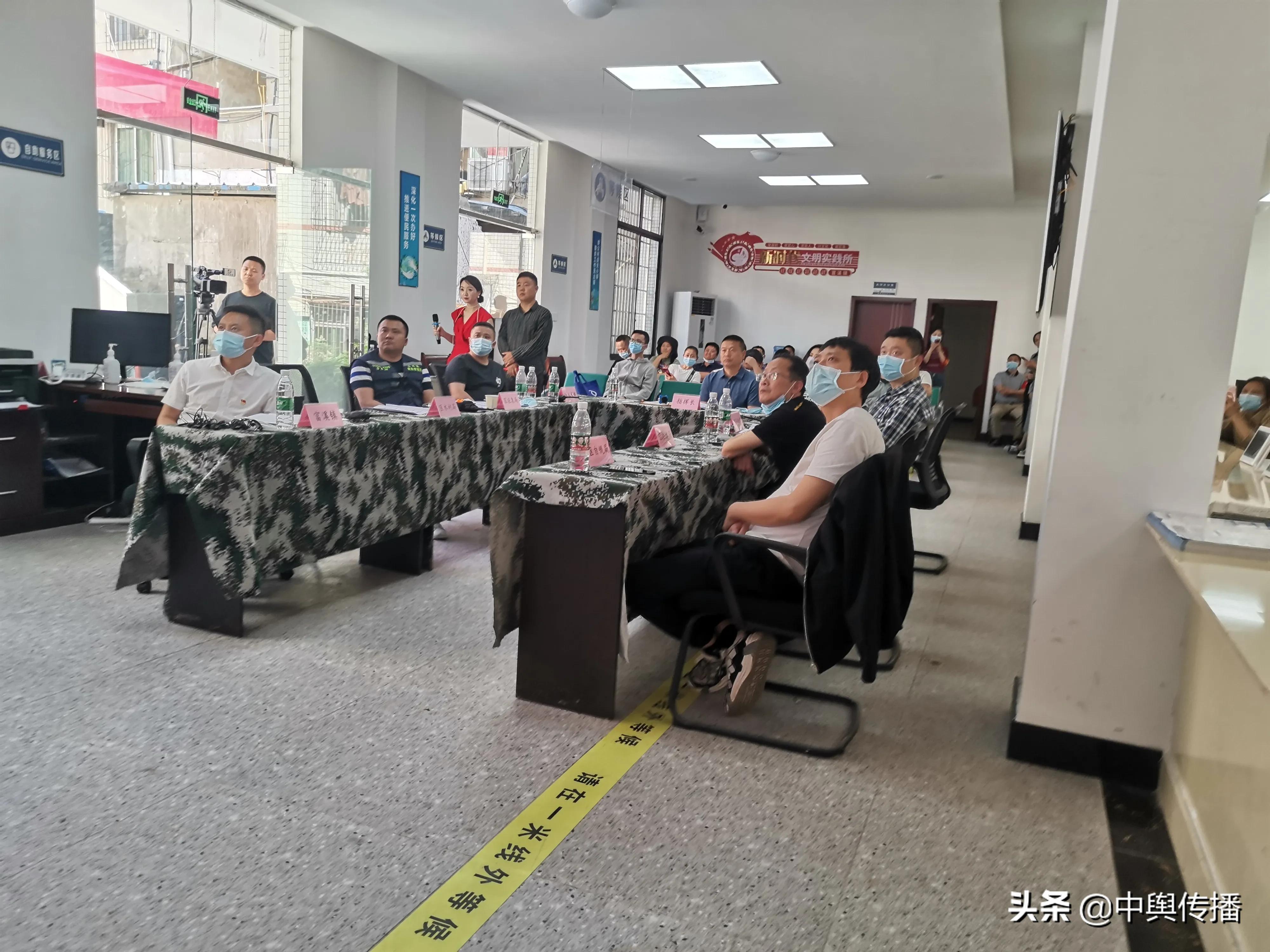 2022年内江市东兴区洪涝灾害应急救援实战演练在富溪镇举行