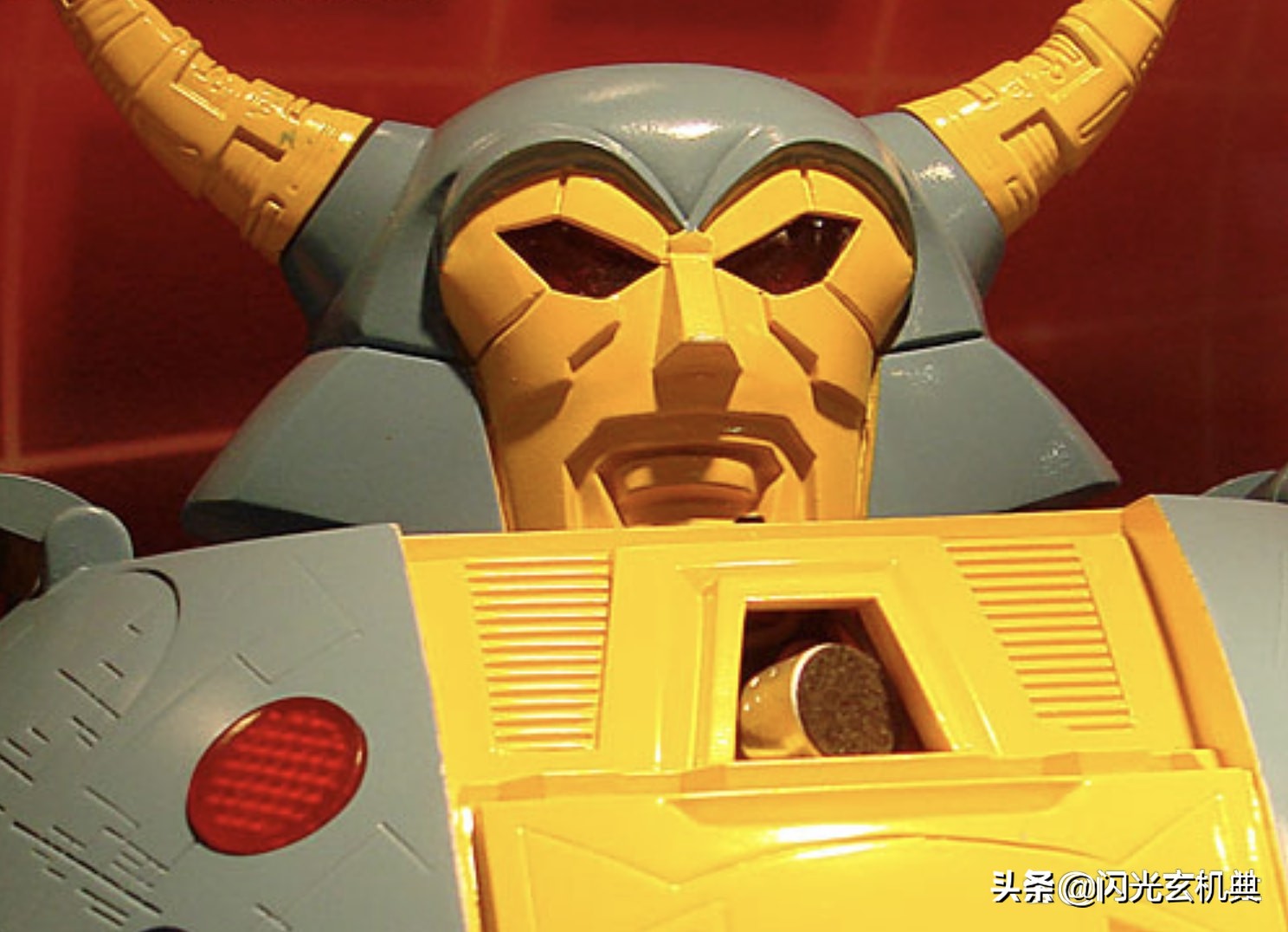 宇宙大帝变形(变形金刚g1动画片大电影:稀有的球形款式宇宙大帝)