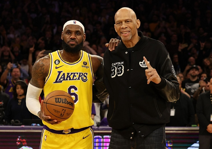 nba官方认可的荣誉有哪些（NBA历史得分王、MVP、总冠军、FMVP，哪项荣誉含金量最高？）