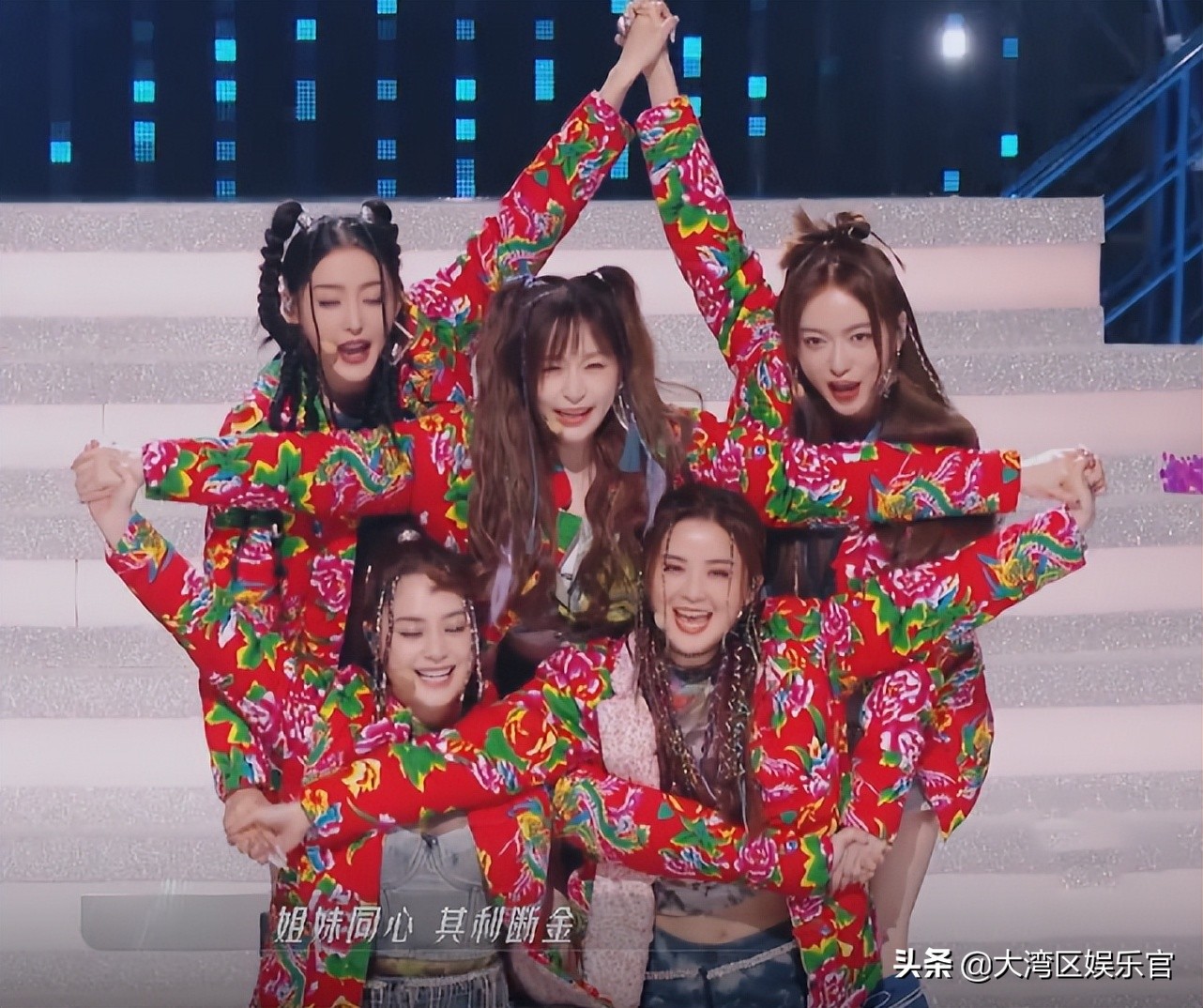 浪姐3《星星点灯》被吐槽歌没选好，还不适合跳舞？没得选才用它