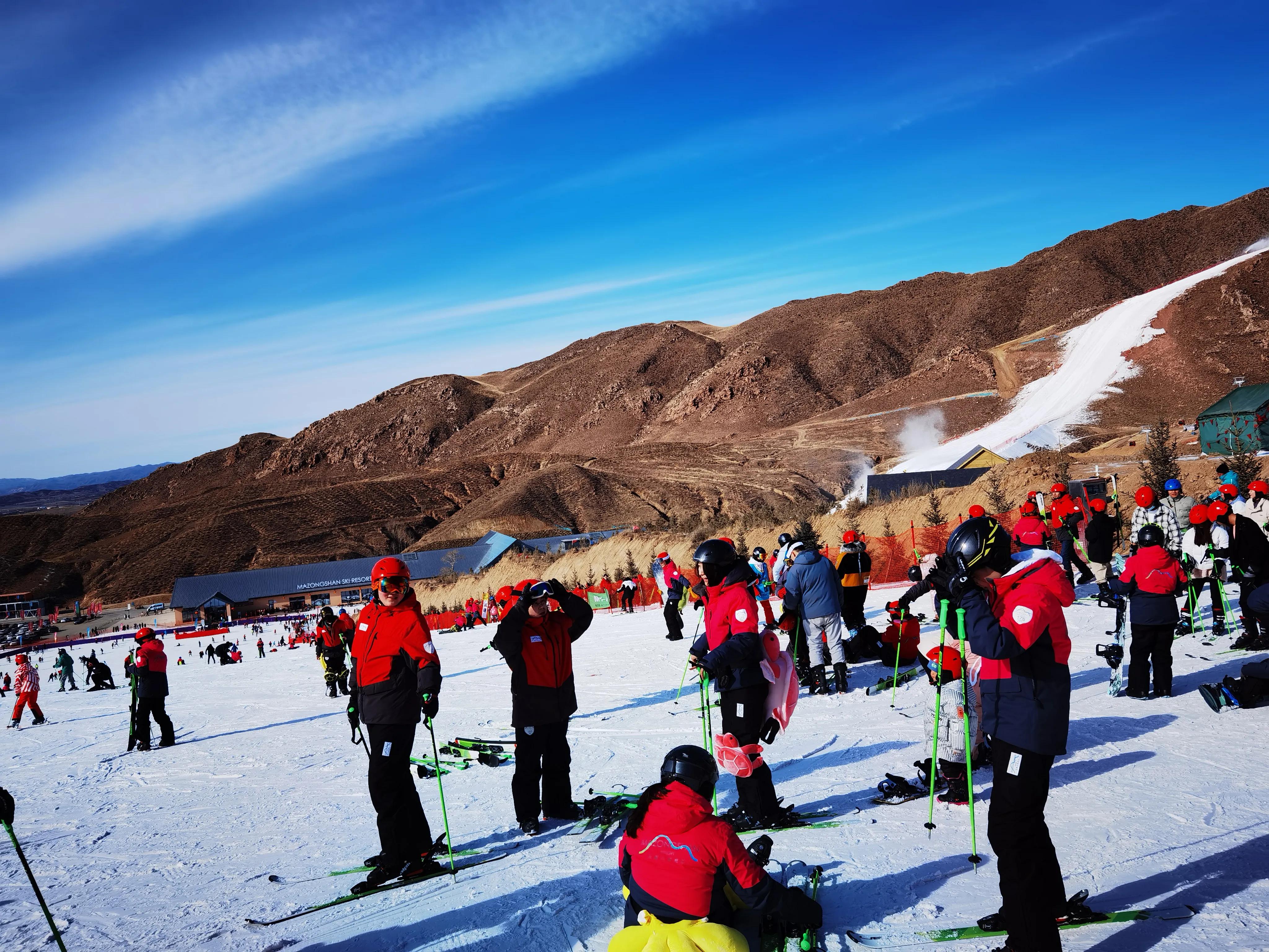 “強(qiáng)首府”文旅“先虎”：呼市春節(jié)旅游收入超全區(qū)四分之一強(qiáng)