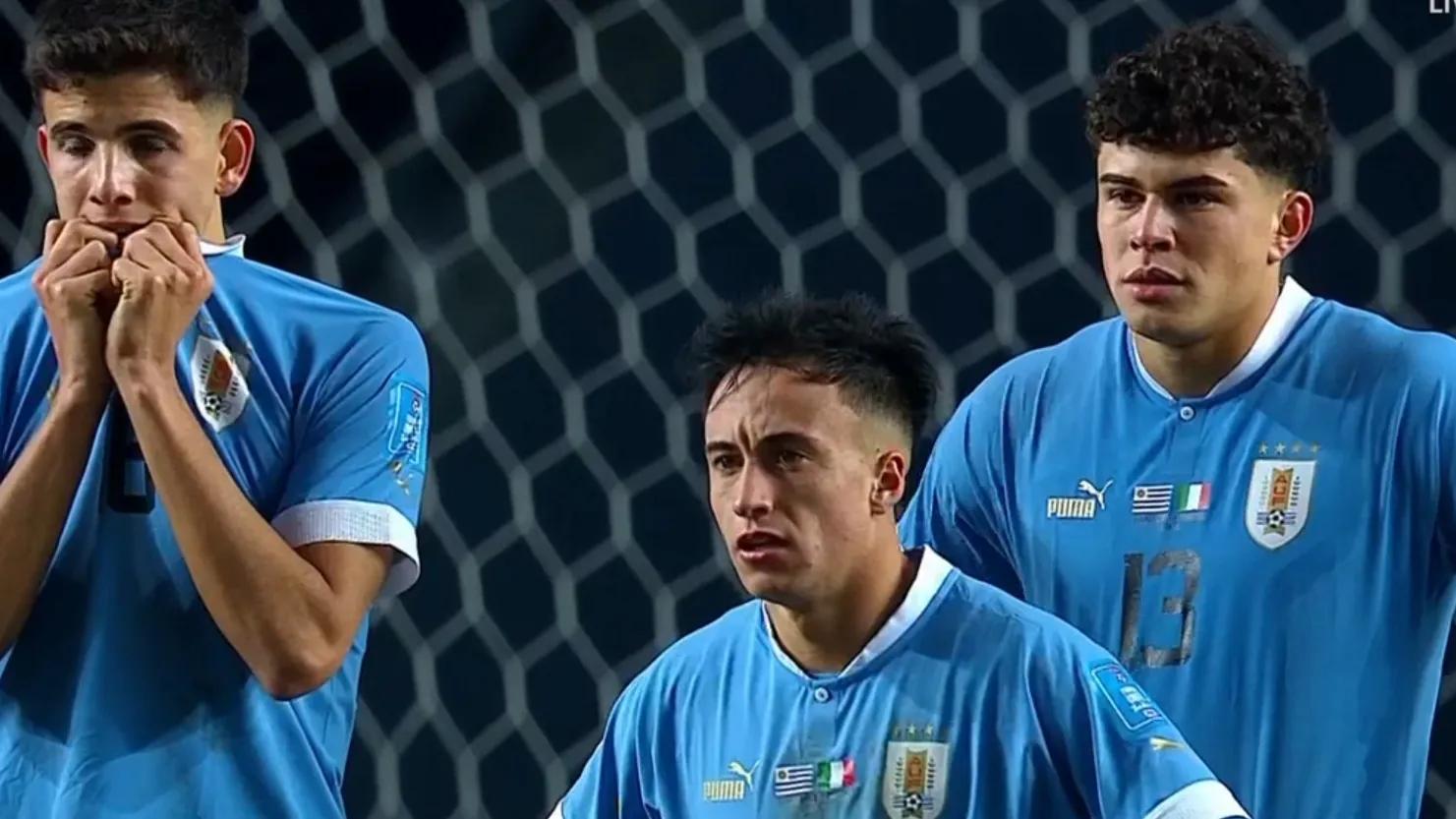 伟大的1-0！绝杀，乌拉圭世青赛首冠，球员痛哭，意大利又是亚军