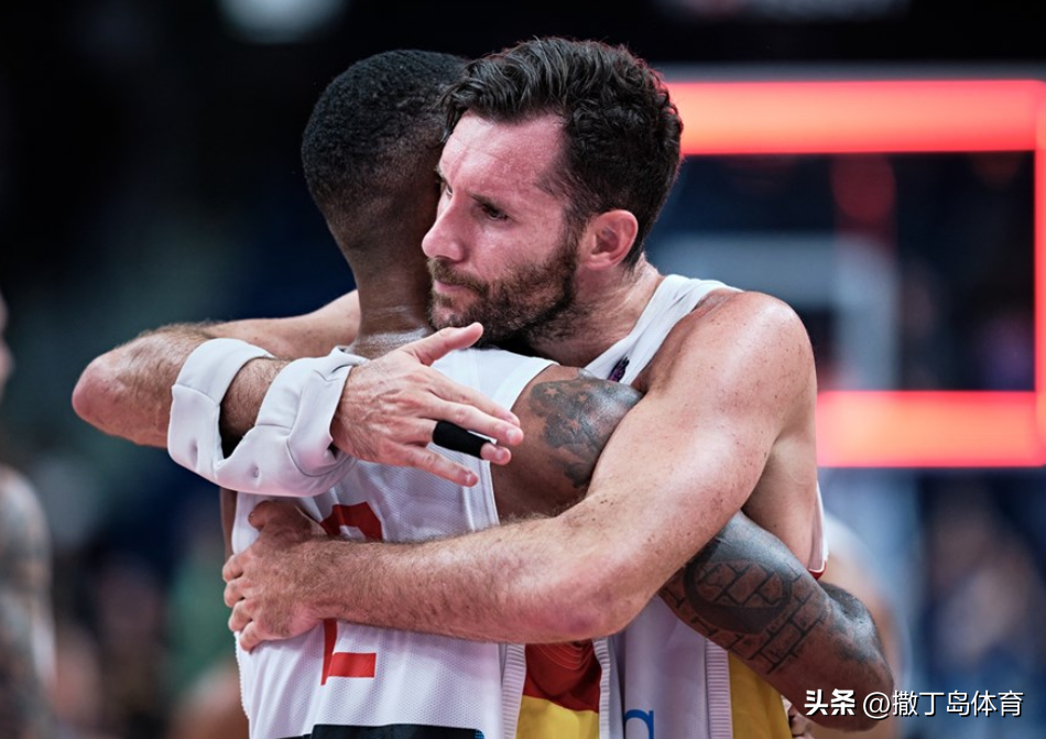 中国的篮筐和nba一样吗(男篮欧锦赛叹为观止，中国篮球不该再迷恋NBA)