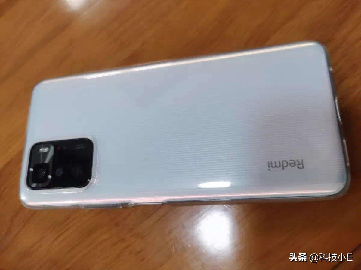 从1999跌至1399元，旗舰芯片+8GB+256GB，小米旧款千元机持续真香