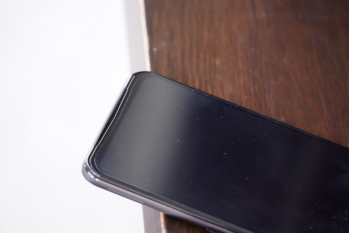 玩游戏这样才快乐，“性能霸王龙”联想拯救者Y90上手实测