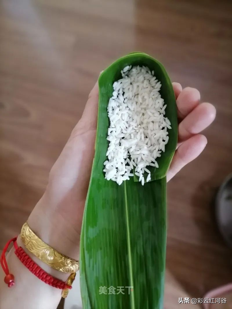 四角粽子包法（四角粽子包法教程）-第7张图片-大连信息网