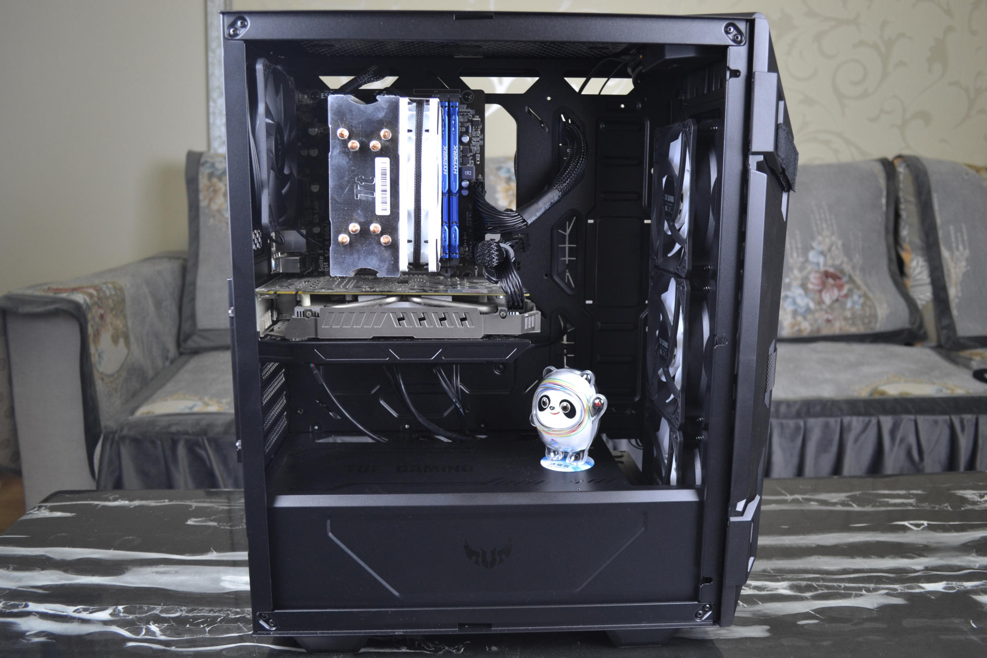 虎年桌面升级日记：华硕ASUS TUF GT301火枪手中塔机箱