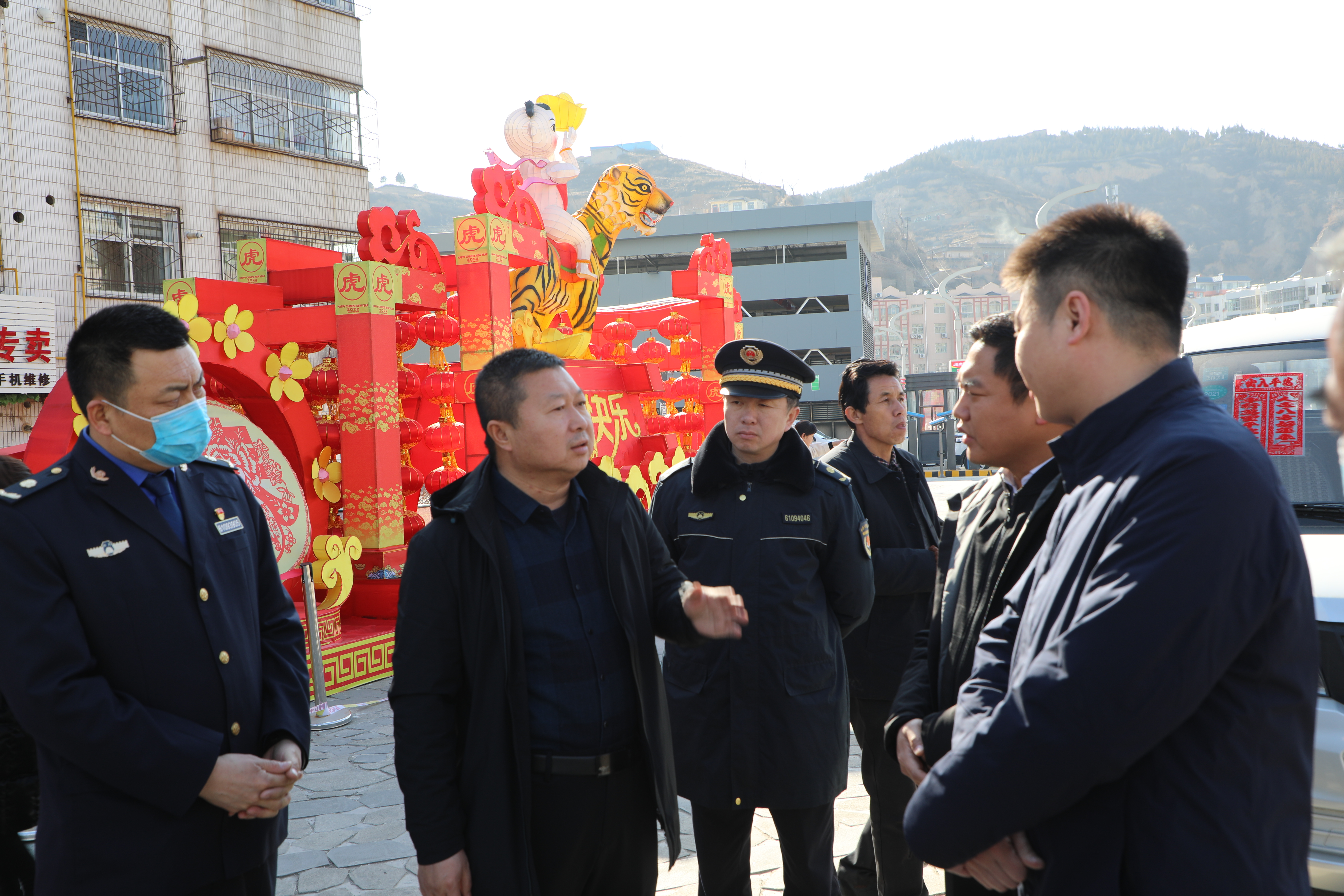 「你的平安 我来守护」元宵佳节绥德交警多措并举守平安