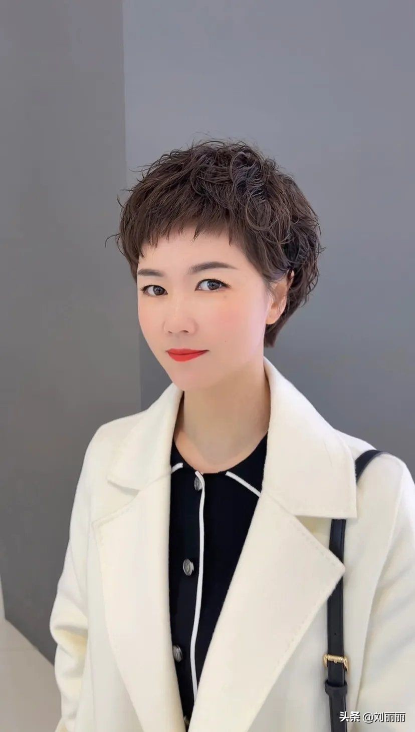 女士短头发图片(天热了) - 赤虎壹号