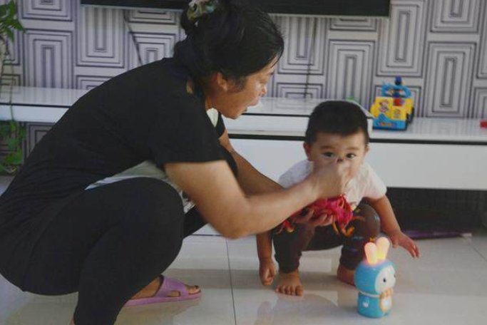 一年花5万多上早教班，对孩子有用吗？大多数家长并不清楚答案