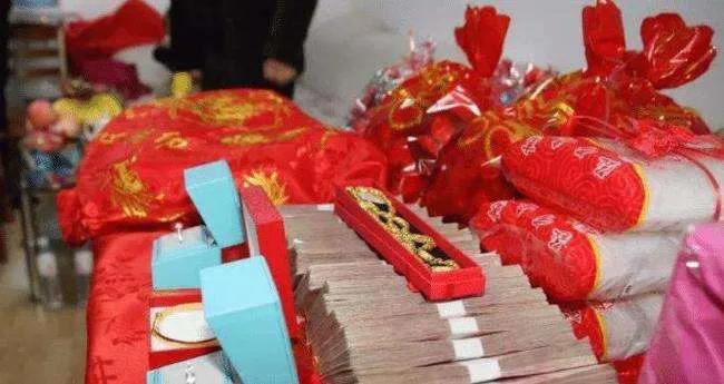彩礼是哪里的风俗（以前彩礼是什么样的传统）