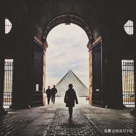 分道扬镳的句子：当曾经亲密无间的人最终选择各自前行
