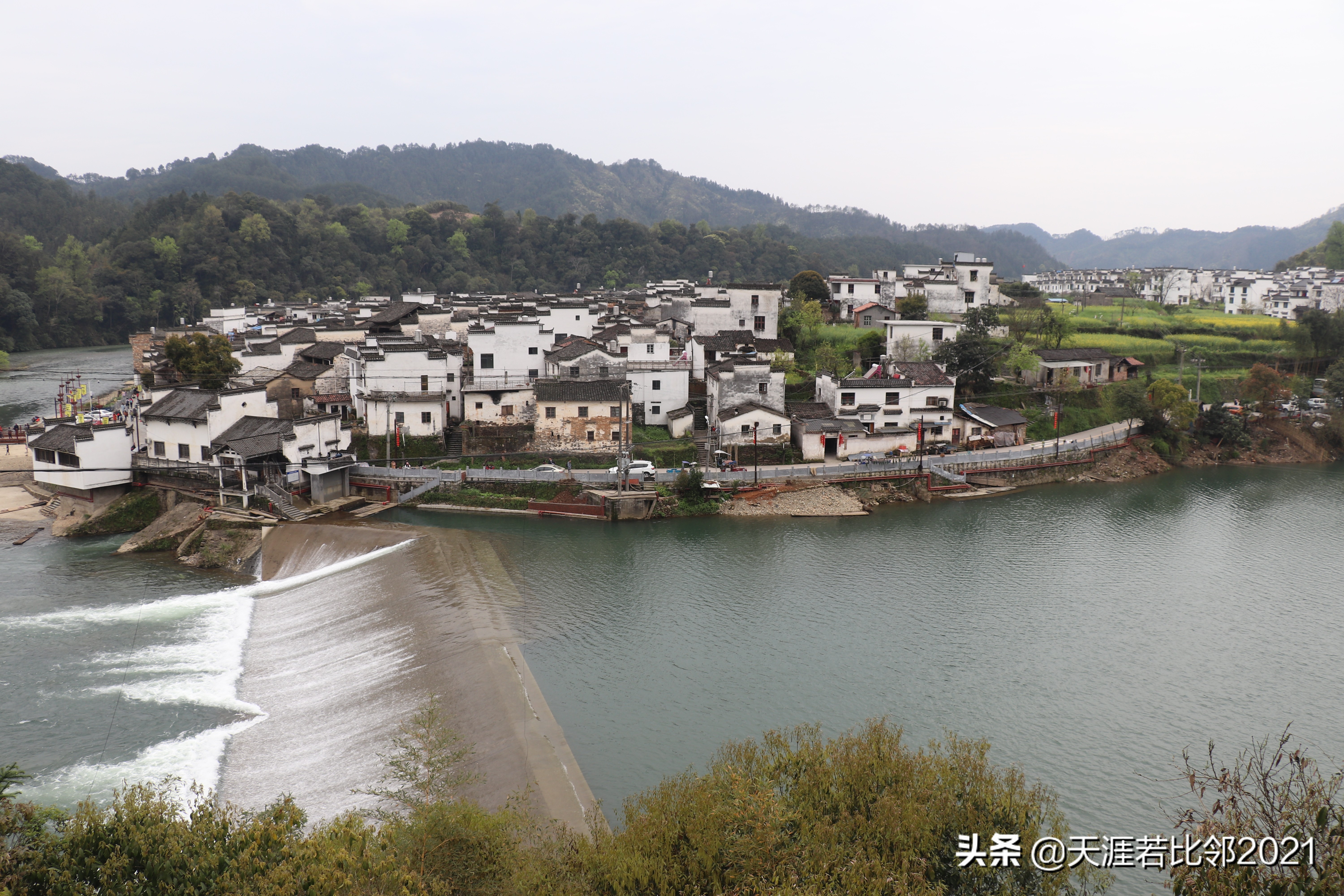 自駕游是跑高速好還是走國(guó)道好？