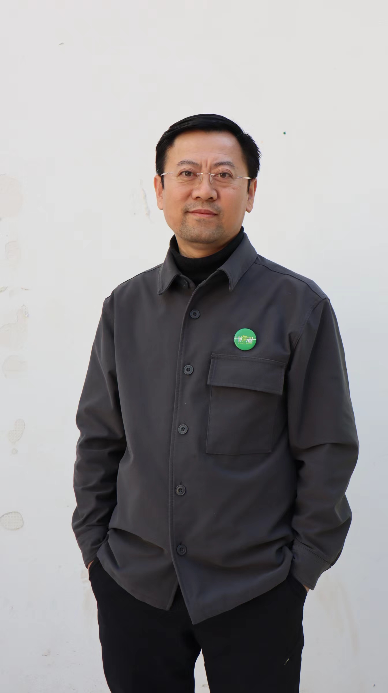 北京记者转行做社工，成为行业“引路人”，培养7位农民工成社工