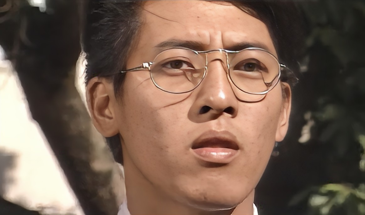 红得快，沉得也快，这7位“风光不再”的港星，如今有人露了原形