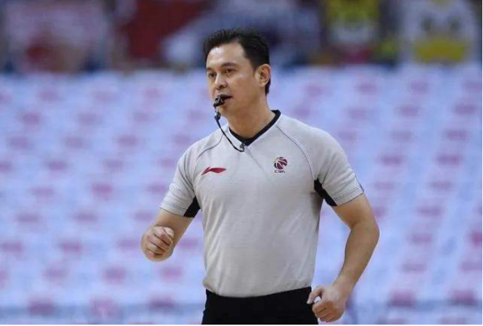 cba决赛裁判(又有闫军?cba总决赛裁判名单公布,重罚垫脚伤人动作)