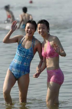 乒乓名將張怡寧老公（13年后再看張怡寧徐威大20歲的盛世婚禮，一兒一女是最好的回應）