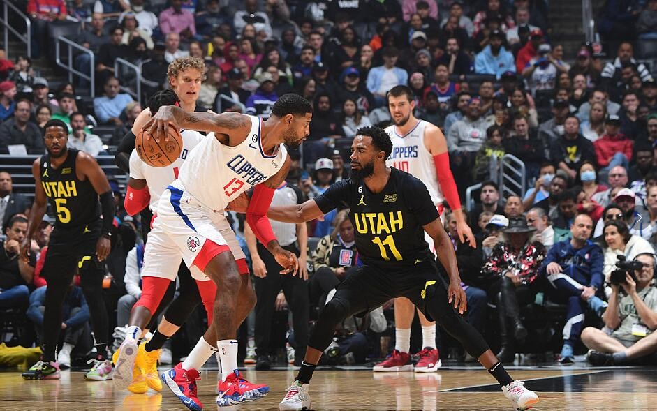 110-102!快船主场惜败爵士!乔治空砍34+8+4,裁判吹罚尺度太黑