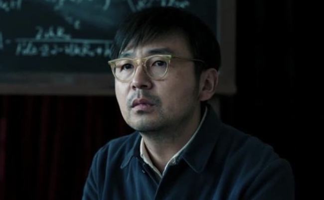 出道15年，爆红后绯闻不断，为何翟煦飞对他依旧不离不弃？