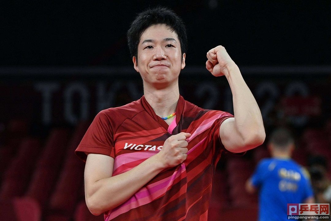 西蒙高茨许昕(许昕13年风雨兼程,直板在夹缝中生存,收获荣誉与尊重)