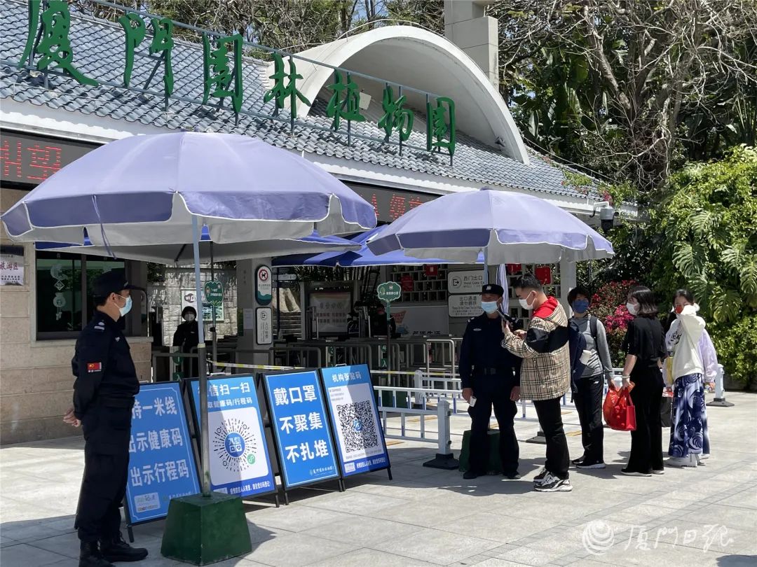 现场直击！厦门小长假第一天，一起来看看