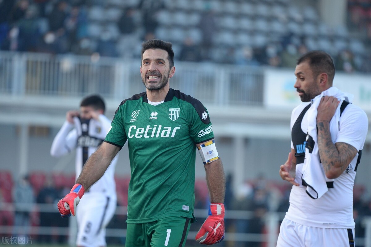 意甲哪个俱乐部解散了（唏嘘！拥有75年历史的前意甲球队宣告破产，曾在意甲征战17个赛季）