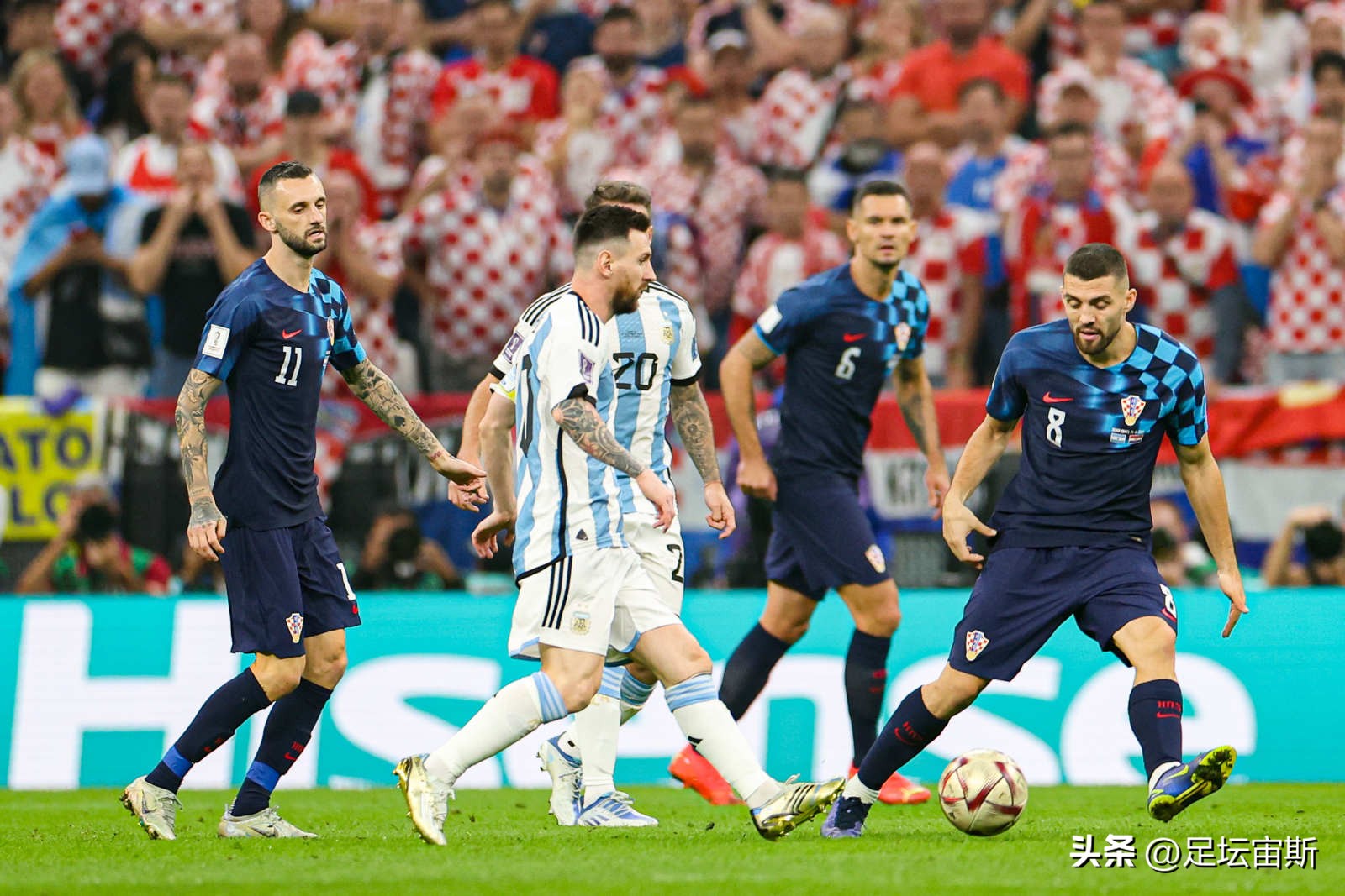 2018年世界杯足球球王是谁（阿根廷晋级世界杯决赛，梅西5球3助刷爆纪录，球王级表演燃爆全场）
