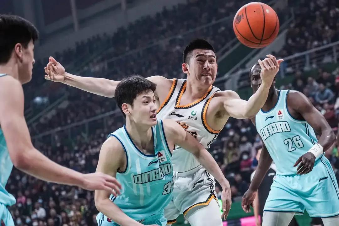 CBA常规赛全部结束,王哲林爆砍61分,季后赛即将火热打响