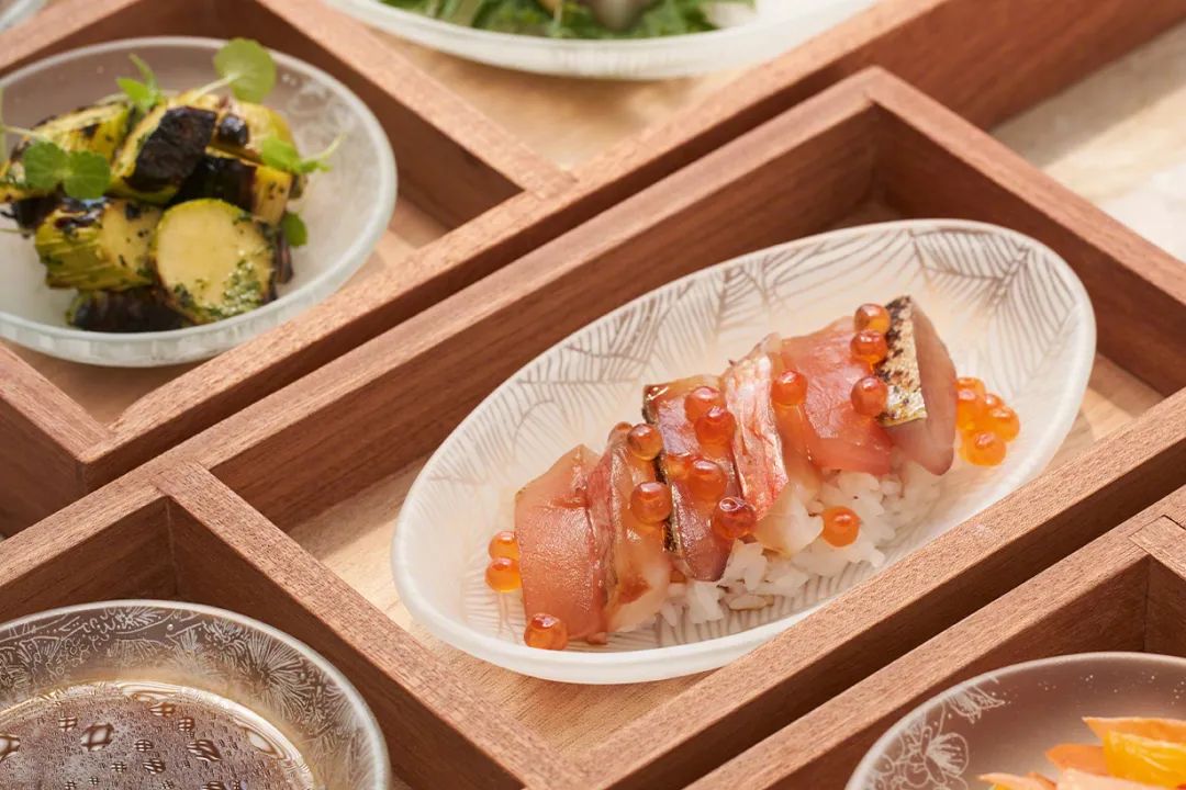 高档白酒搞餐饮，应该学习LV