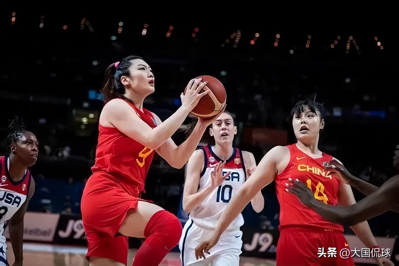 2019世界杯中国对美国结果(​中国女篮14分憾负美国，郑薇王思雨赛后发声，让人肃然起敬)