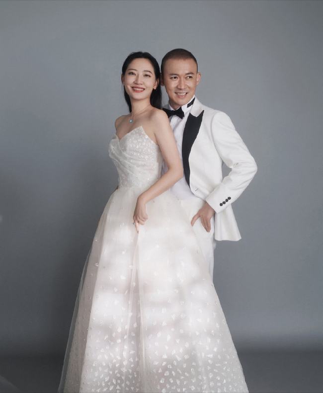 聂远妻子秦子越:嫁给离异的偶像,活得比朱丹还卑微,她图什么