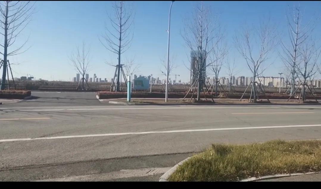 等了将近一个月，到曹妃甸的公交车终于通了，带你看看乘车攻略