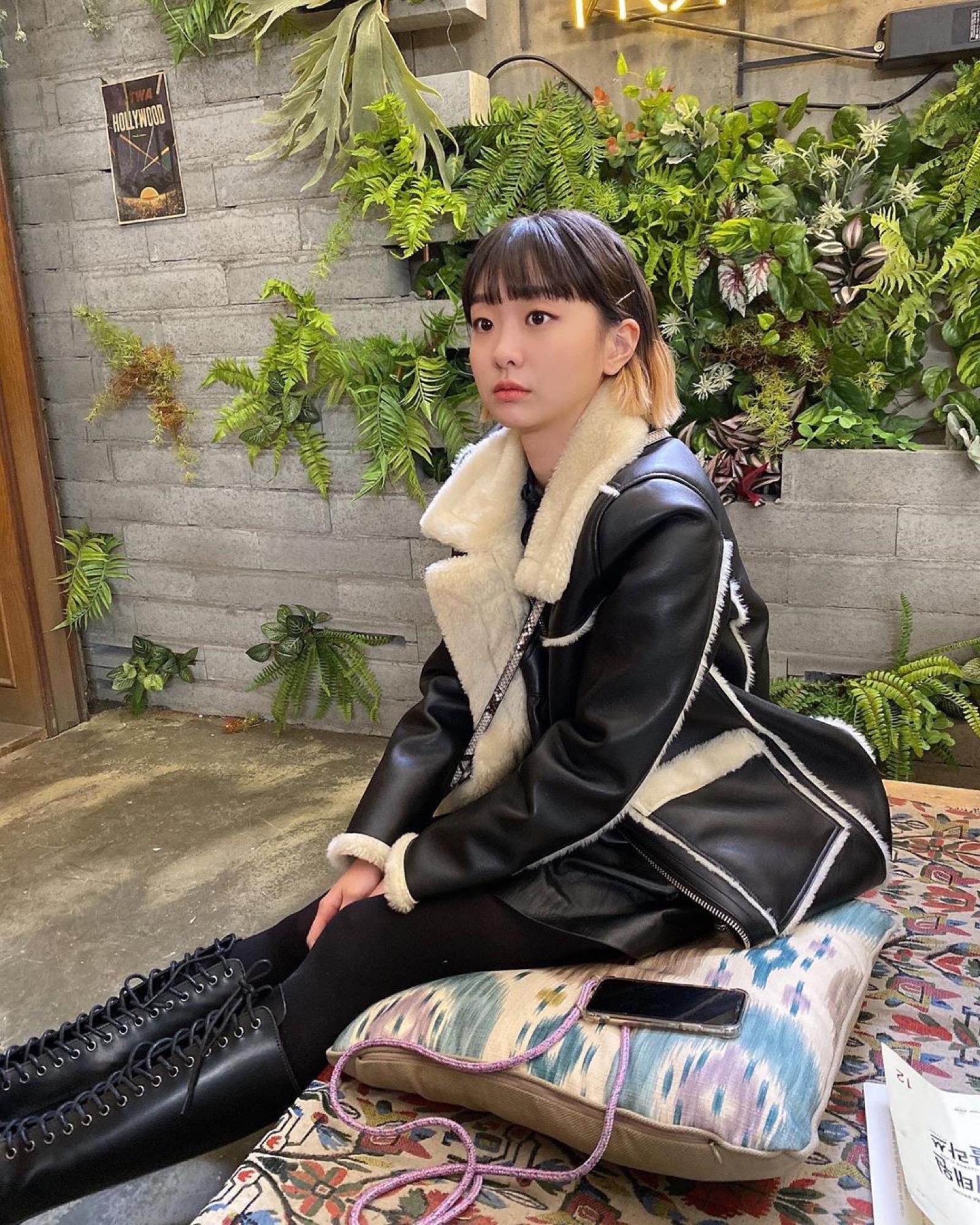 “出道即巅峰”的演员，金泰梨每部戏都超红她拍戏多年却停滞不前