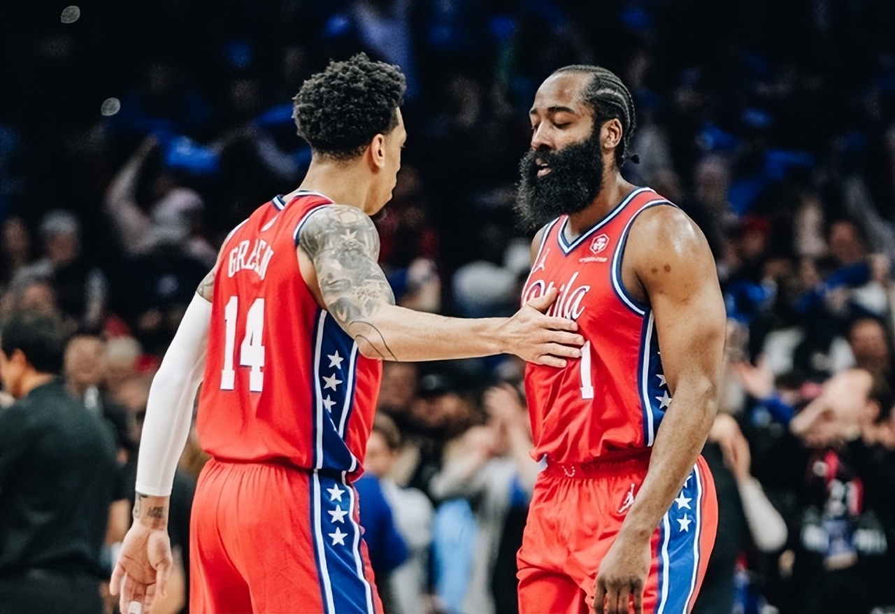 nba为什么没有76人球队(再见76人，再见1000万！无缘继续联手哈登，你的NBA生涯陷入困境)