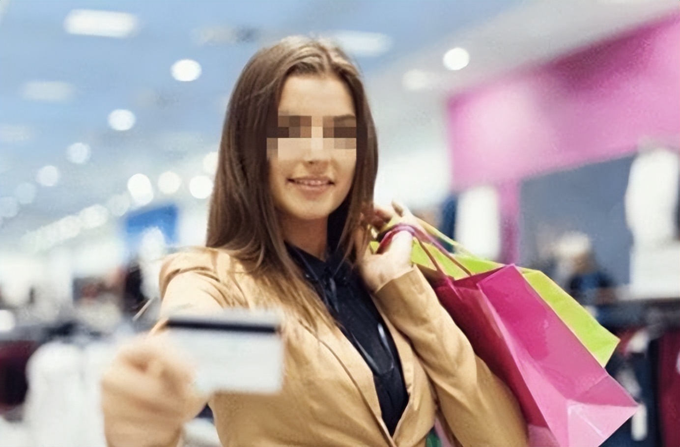 2019年，27岁女律师助理烧炭自尽：留下欠款87万元的14张信用卡