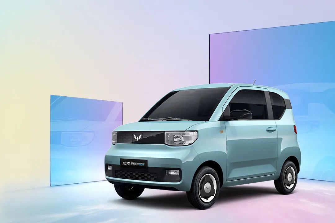 2022款五菱宏光MINIEV正式上市；长安欧尚Z6内饰正式发布