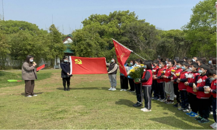 武漢市東湖小學(xué)：緬懷先烈慎終追遠(yuǎn)，生態(tài)清明少年先行