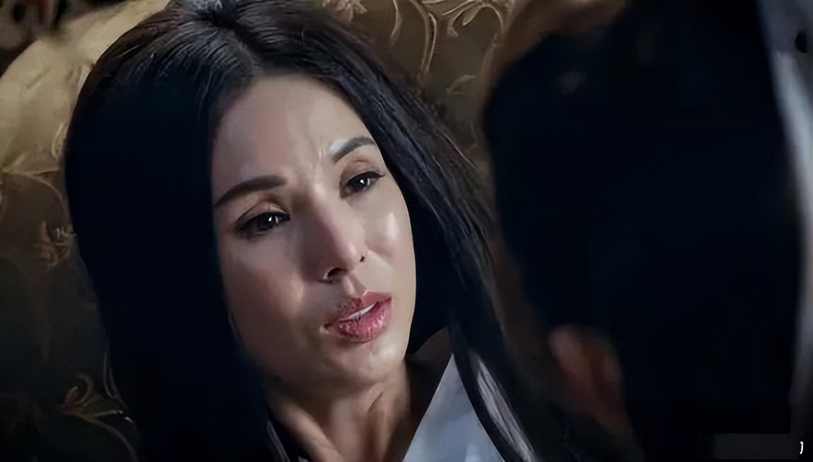 哪有什么“不老女神”，离开百万修图师，这些女明星的脸全露馅了