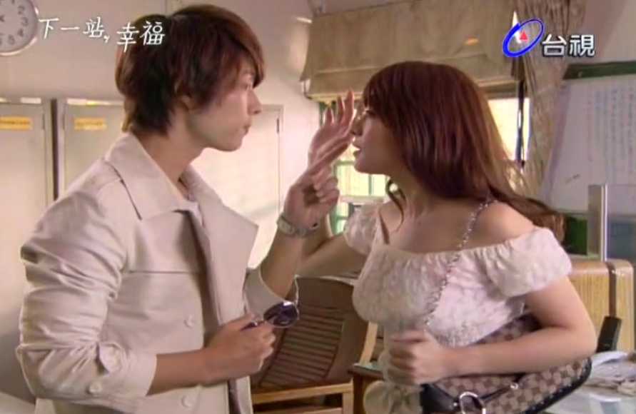 小脸通红，我童年都看了些什么啊