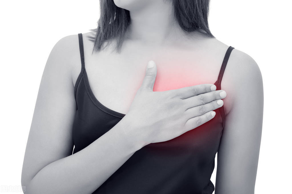 乳腺小叶增生表现为乳房疼痛,常为胀痛或刺痛,乳房疼痛随着月经周期而
