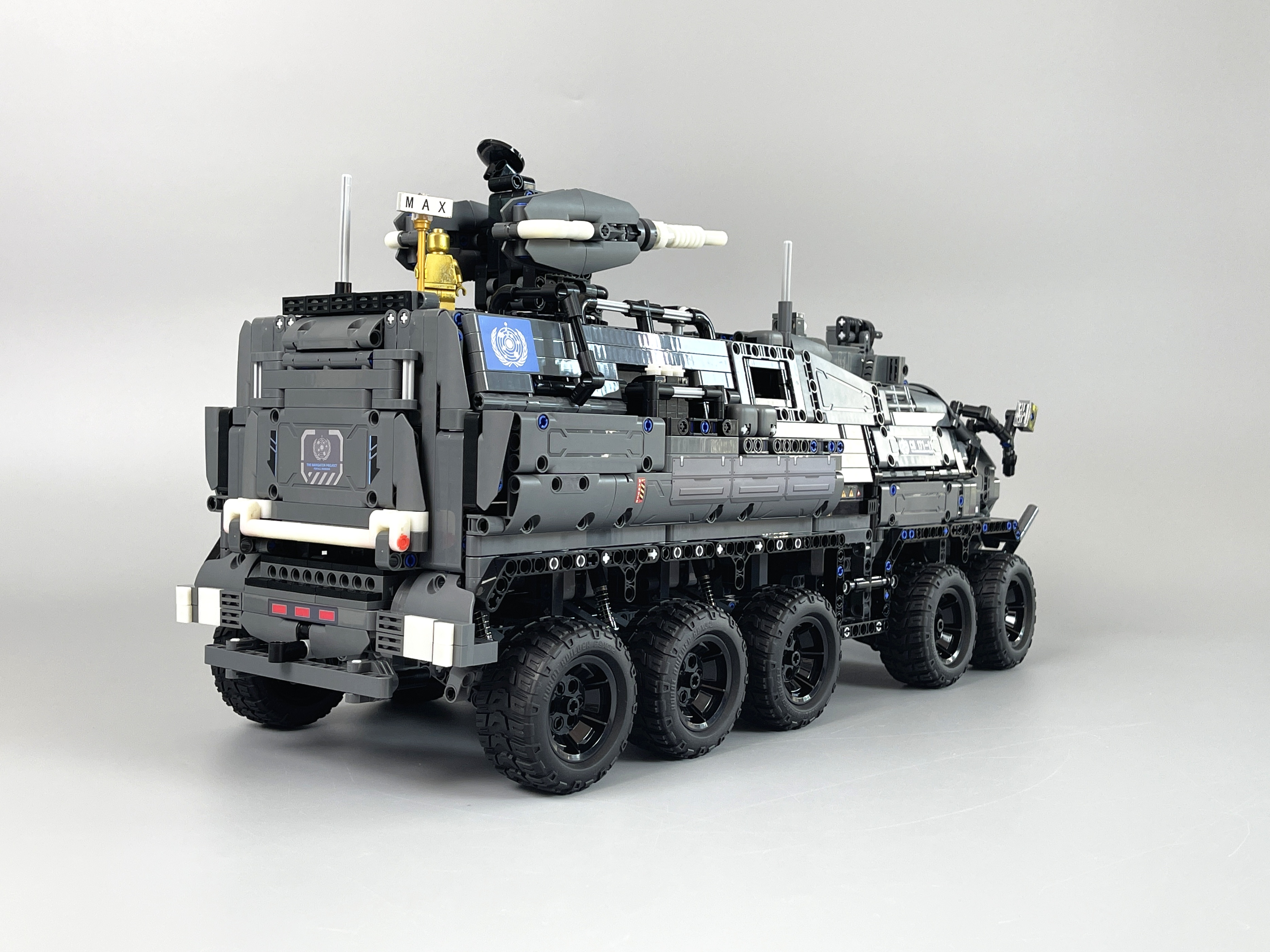 "科技以换色为本"小米cn171-运兵车v2.0夜光版