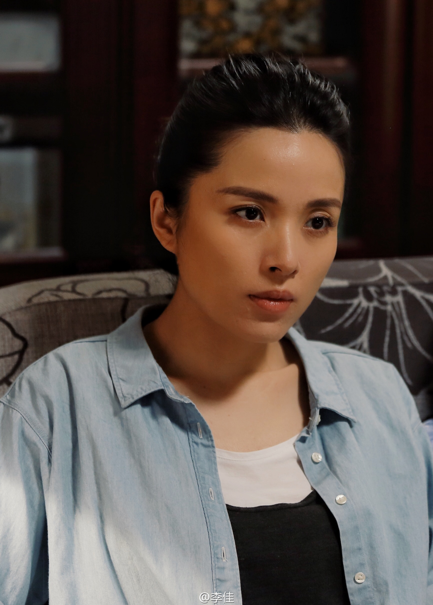 二婚比头婚幸福的女星,李佳梅婷**上榜,个个被老公宠成宝-蘑菇号